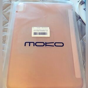 NIP MOKO Rose Gold IPad Air 5th/4th Generation Case